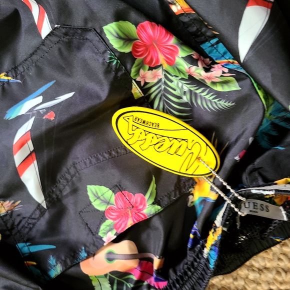 Guess Beach Tropical Swim Trunks - Picture 5 of 7